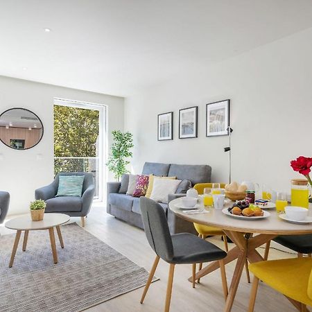 Modern & Stylish Apartment In Av. Da Liberdade By Lovelystay Lisboa Extérieur photo
