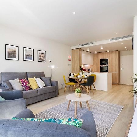 Modern & Stylish Apartment In Av. Da Liberdade By Lovelystay Lisboa Extérieur photo