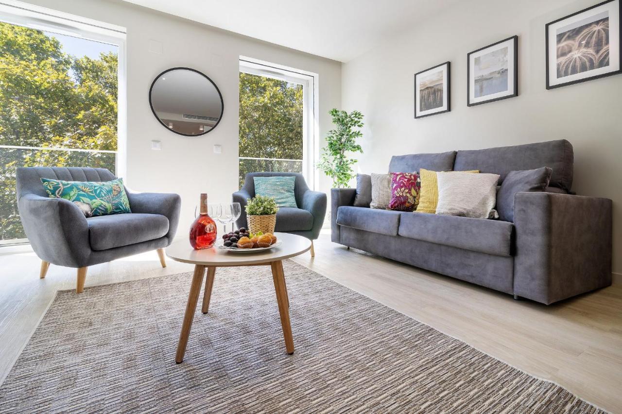 Modern & Stylish Apartment In Av. Da Liberdade By Lovelystay Lisboa Extérieur photo