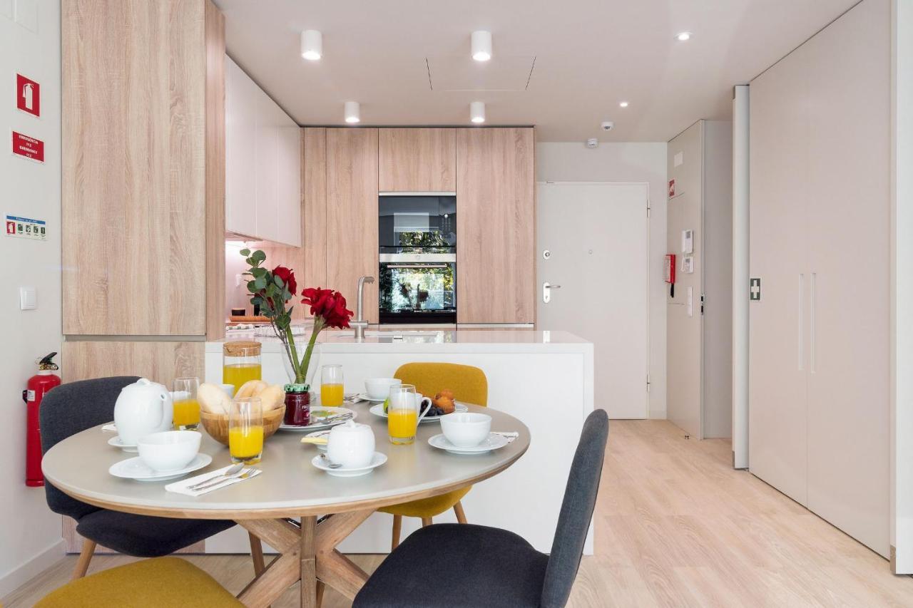 Modern & Stylish Apartment In Av. Da Liberdade By Lovelystay Lisboa Extérieur photo
