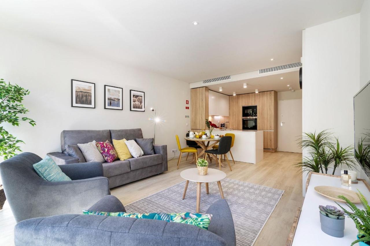 Modern & Stylish Apartment In Av. Da Liberdade By Lovelystay Lisboa Extérieur photo